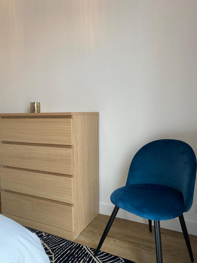 Sacre Coeur - Duplex Avec Balcon - 4 Pers Apartment Cholet Exterior photo